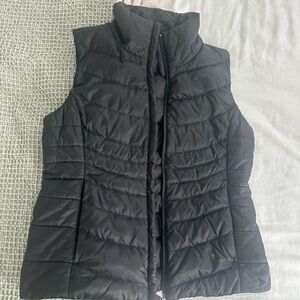 The North Face Women's Black Puffer Vest Medium